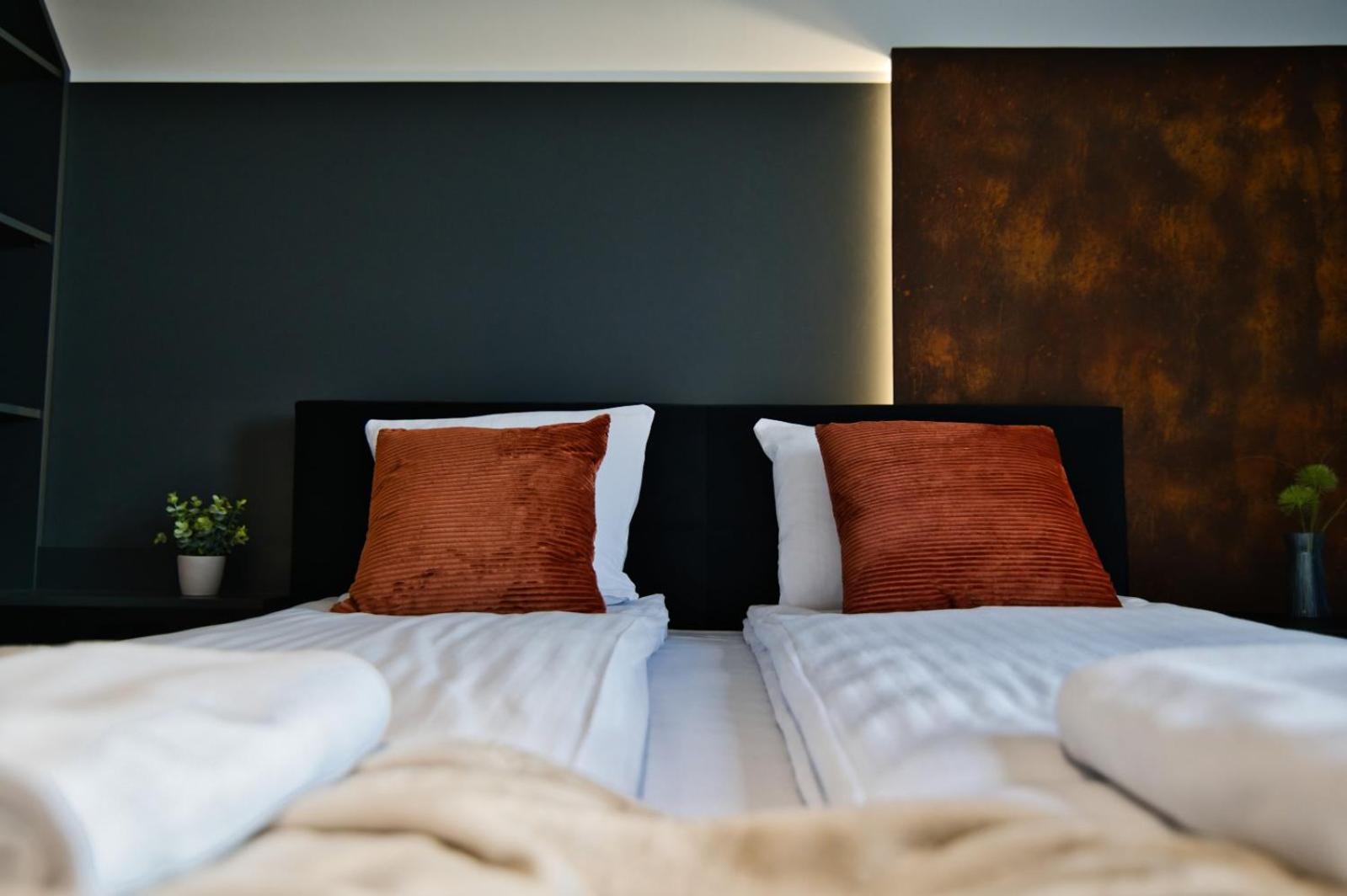 Aparthotel Jasmine By Housine à Zator Extérieur photo